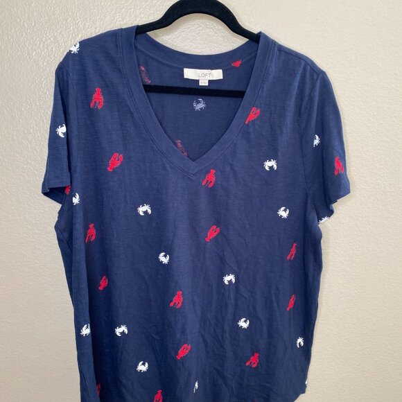 Loft Women’s Navy Lobster Crab Print V-Neck Tee XL Comfortable Coastal Style - Picture 2 of 6